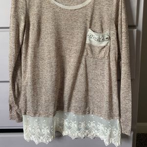 Cute Flowy Long sleeved Shirt